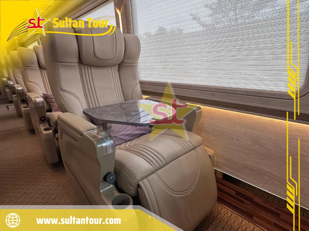 Big Bus - 15S - Luxury (03).webp